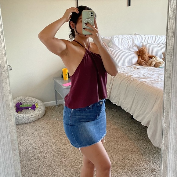 Maroon swoop crop tank top - Picture 2 of 5